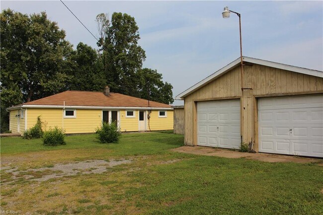 Foto del edificio - 800 Township Rd 156