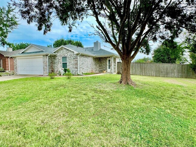 Foto del edificio - 4924 Mountain Ridge Ln