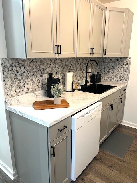 Foto del edificio - West Grant St Apartments