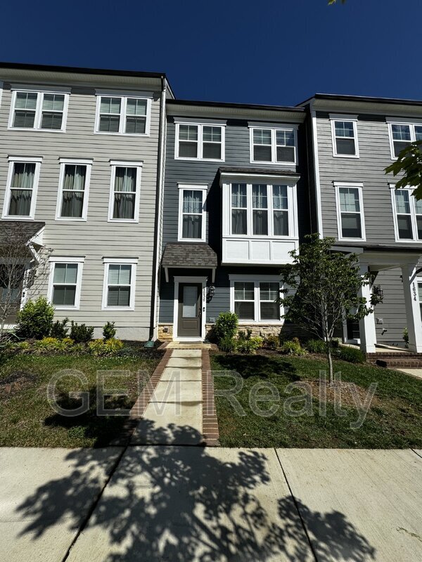 Foto del edificio - 1636 Bay Cedar Dr