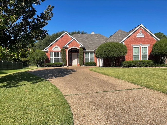 Photo - 716 Ticonderoga Dr House