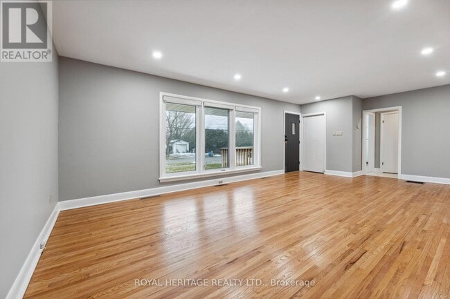 Photo du bâtiment - 115 Albert St N