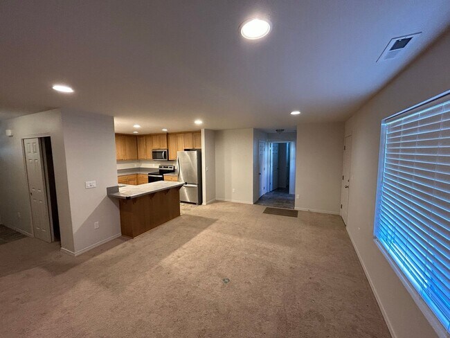 Foto del edificio - AUG750-800