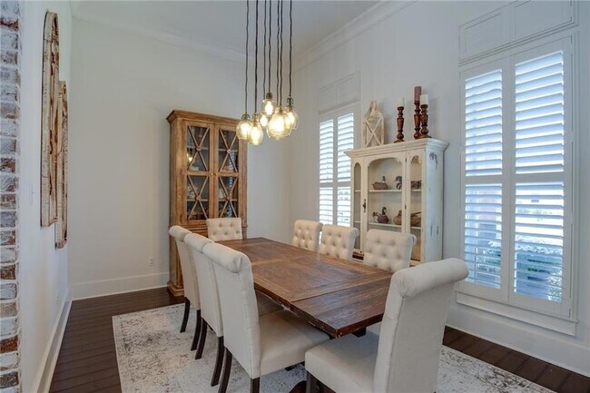 Foto del edificio - 306 Palermo Dr