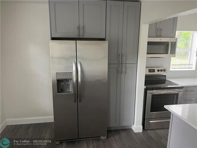 Foto del edificio - 11410 NW 39th St