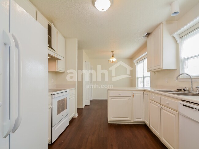 Foto del edificio - 5114 Gate Post Ln