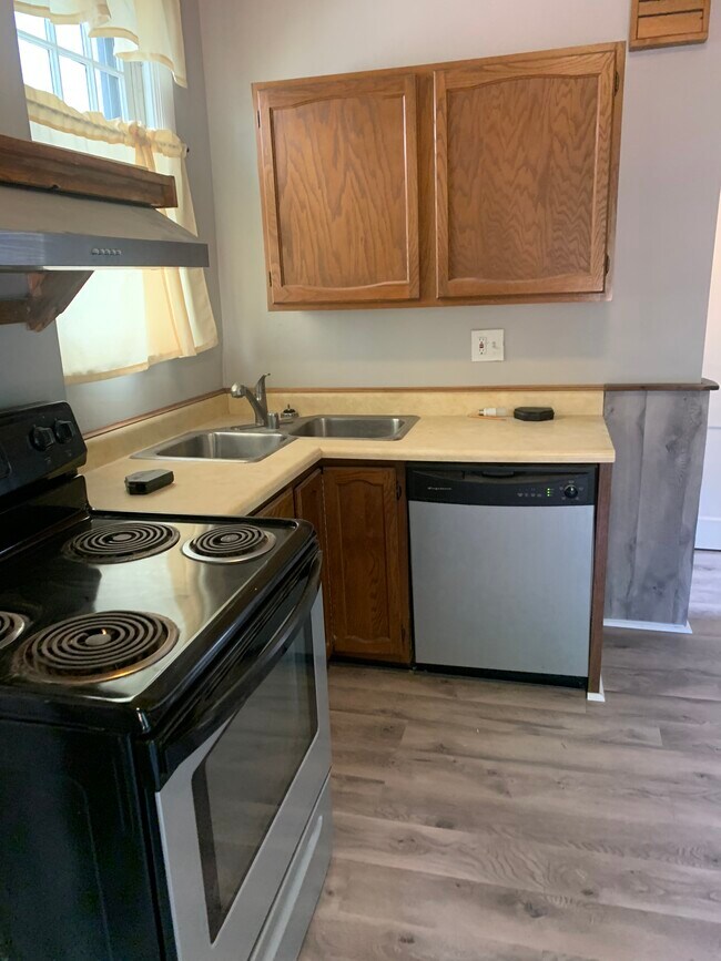 Foto del edificio - 2327 Ravine St