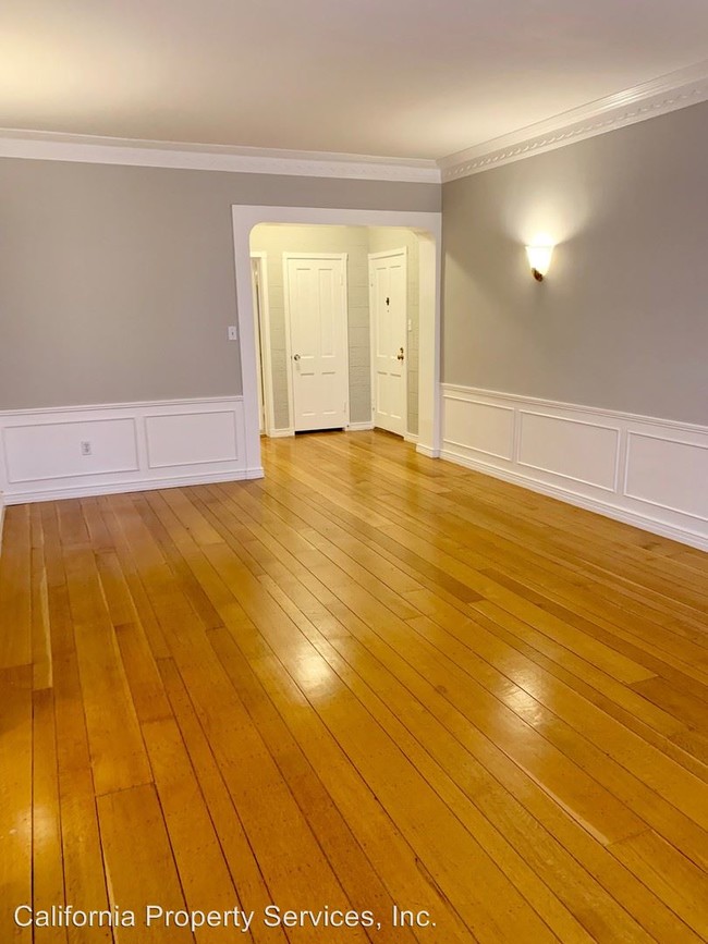 Foto del edificio - 3330 Pierce St