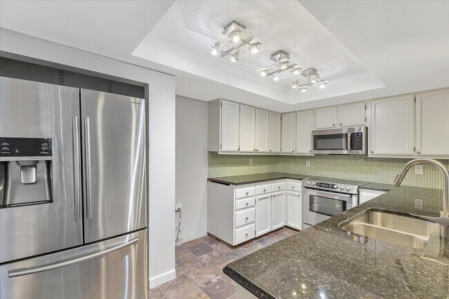 Foto del edificio - 2440 140th Ave NE