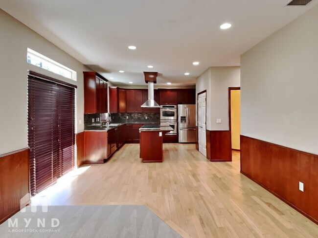 Foto del edificio - 22727 9th Ave SE