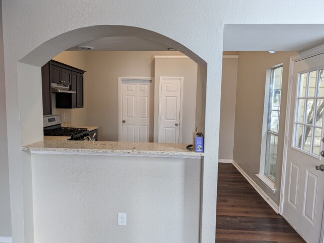 Building Photo - 1324 Kittery Dr