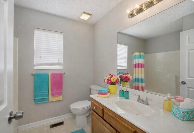 Foto del edificio - 8872 Richmond Rd