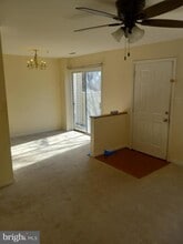 Building Photo - 115 Heathfield Dr