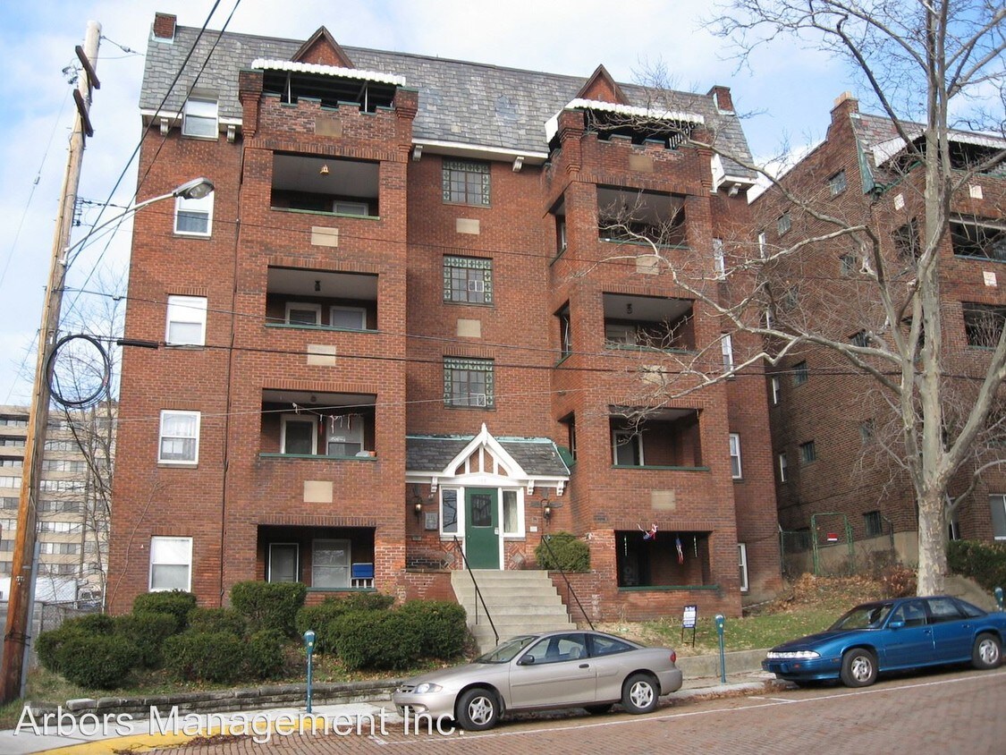 Primary Photo - 732 Roselawn Ave