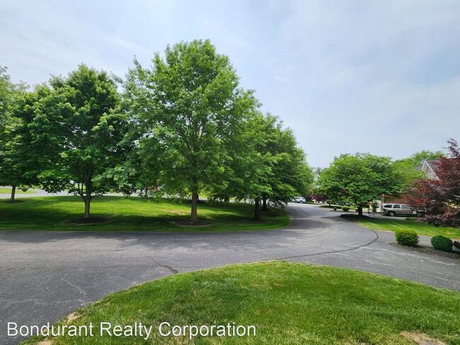 Foto del edificio - 4 br, 3.5 bath House - 6818 Sahalee Circle
