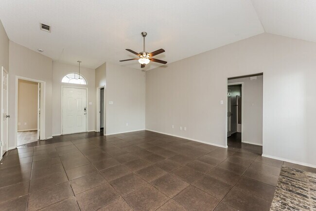 Foto del edificio - 706 Valleycreek Rd