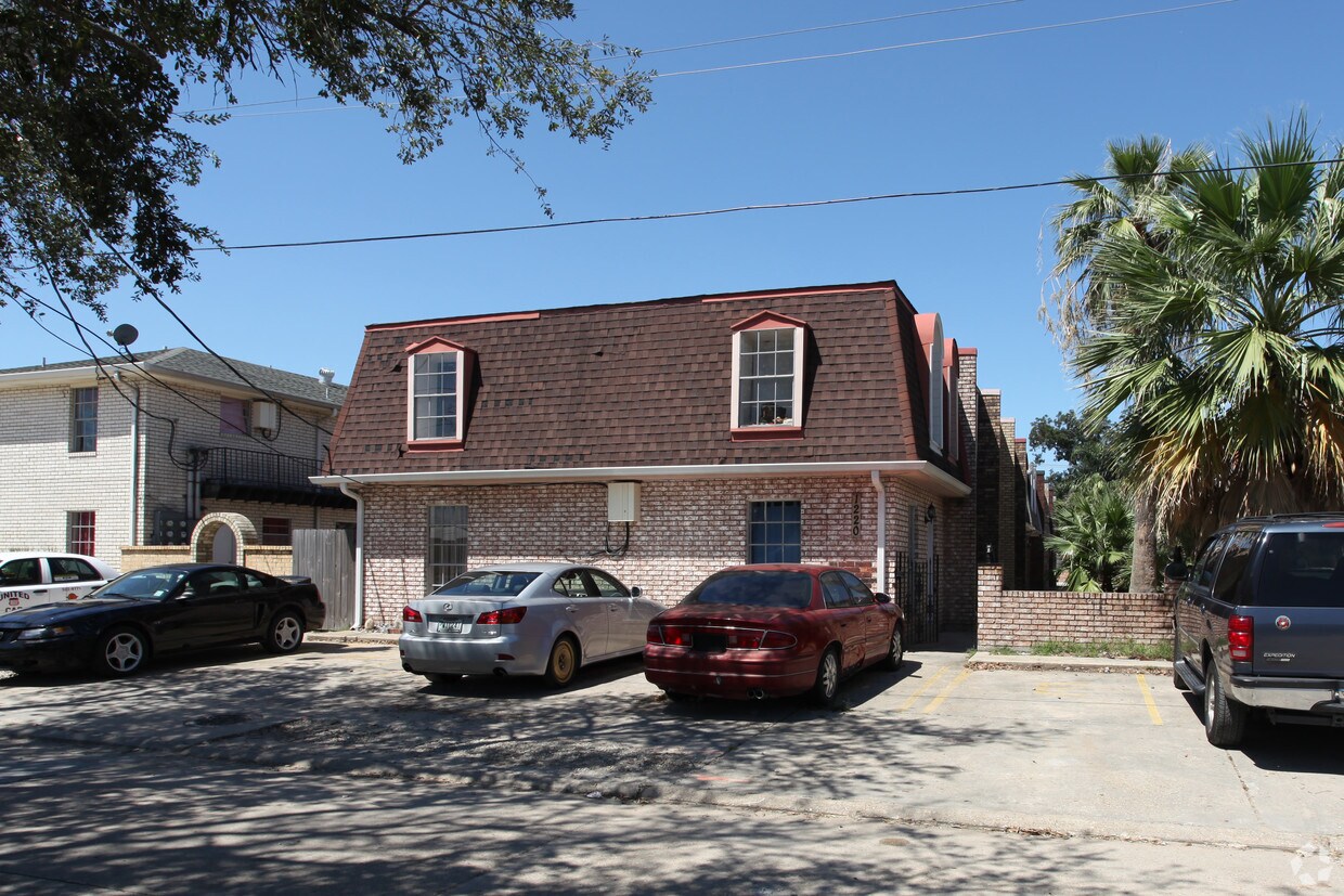 Primary Photo - Building D