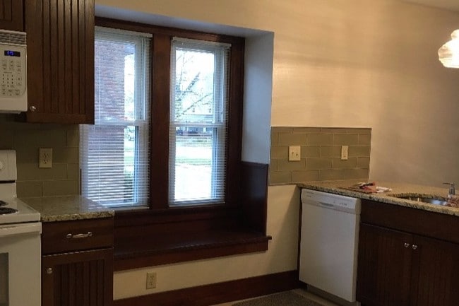 Foto del edificio - 318 W Crawford St