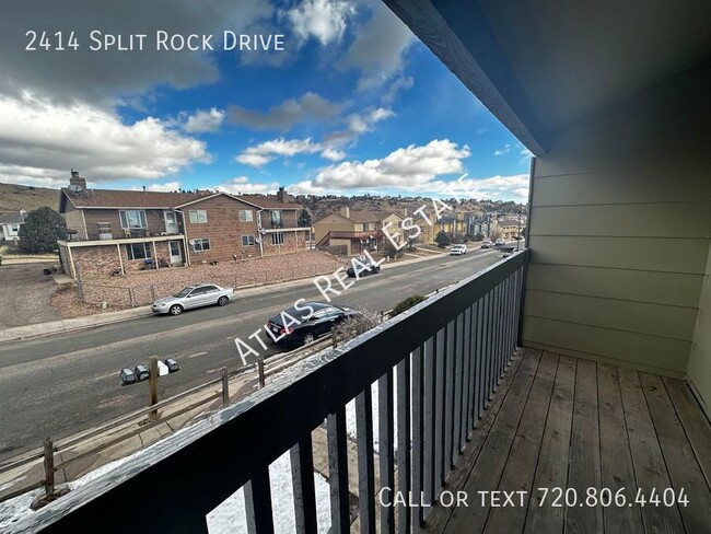 Foto del edificio - ***APRIL FREE RENT***Beautifully Updated 2...