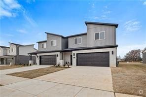 Building Photo - 721 Sun Meadow Dr