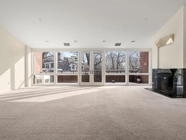 Foto del edificio - 241 Perkins St