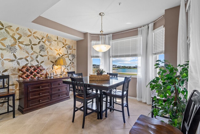 Foto del edificio - 5651 Double Eagle Cir