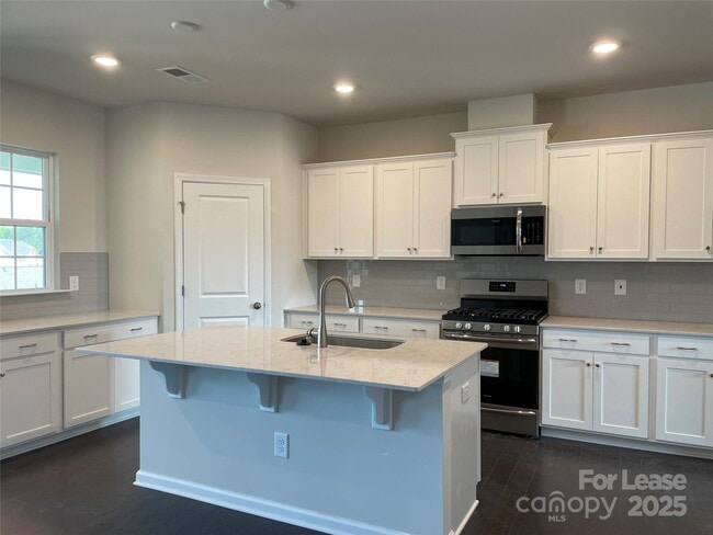 Foto del edificio - 17618 Snug Harbor Rd