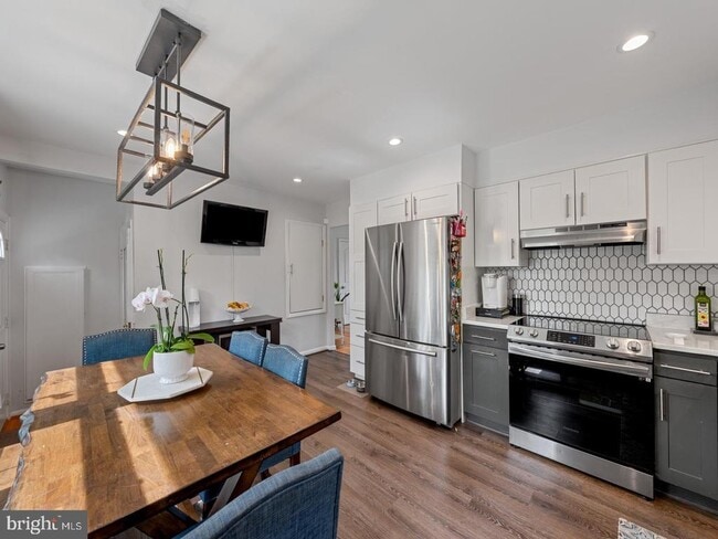 Foto del edificio - 8725 W Fort Foote Terrace