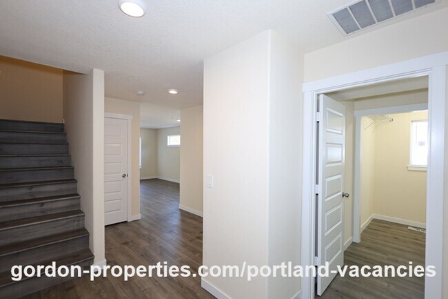 Foto del edificio - 5407 SE 121st Ave
