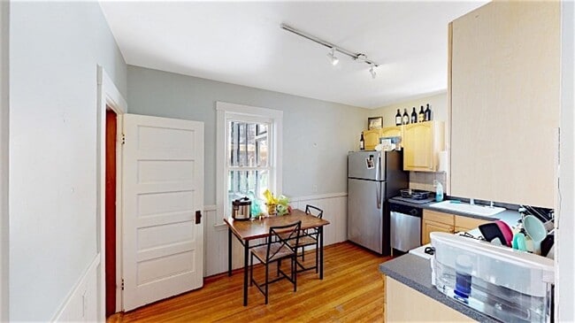 Photo - 9/1 No Fee! Renovated Philly style 3BR near Porter & Davis! Apartment