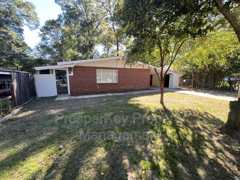 Foto principal - 2726 Walker St