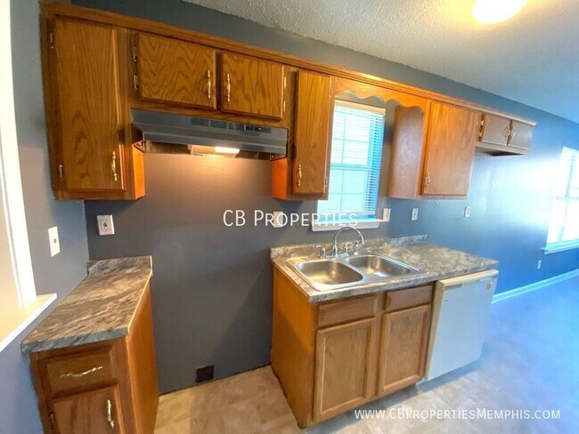 Foto del edificio - 4858 Royal Run Dr