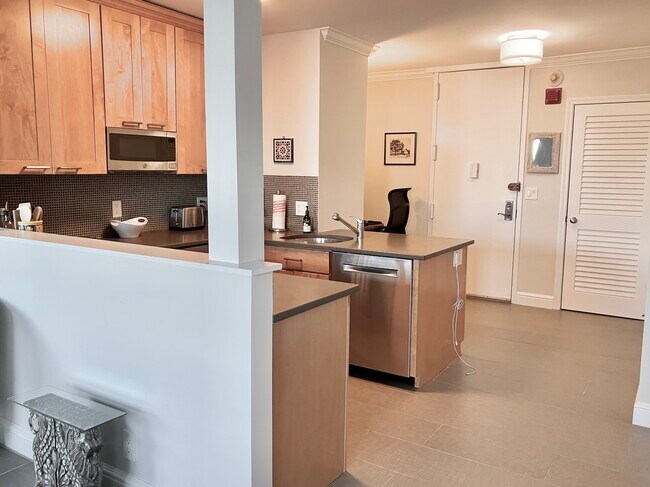 Foto del edificio - 65 E India Row