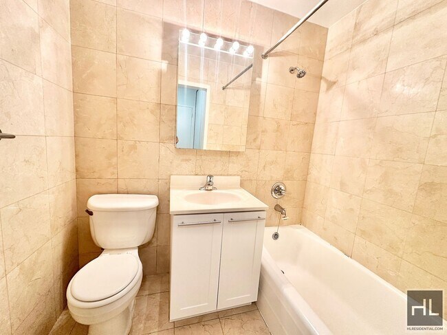 Foto del edificio - Fourth Avenue