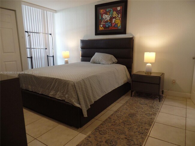 Foto del edificio - 210 172nd St