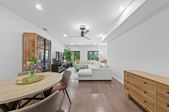 Foto del edificio - 1521 N Ashland Ave
