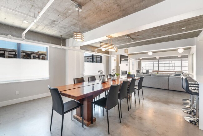 Foto del edificio - 1950 Pacific Ave