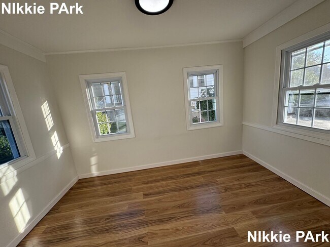 Foto del edificio - Belmont 1 Bed with In Unit Laundry