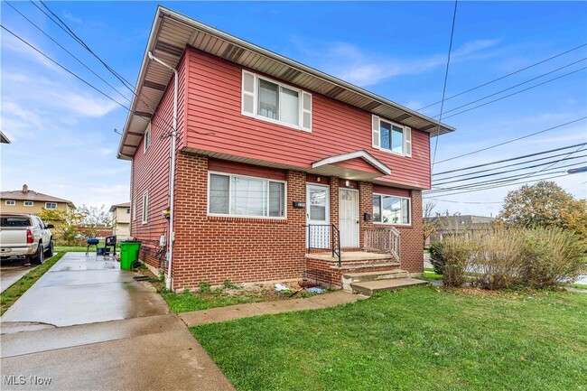 Foto del edificio - 1392 E 263rd St