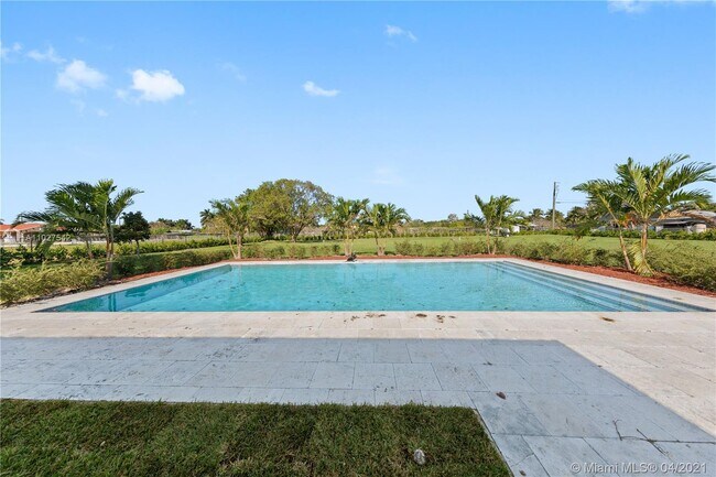 Foto del edificio - 21411 SW 248th St