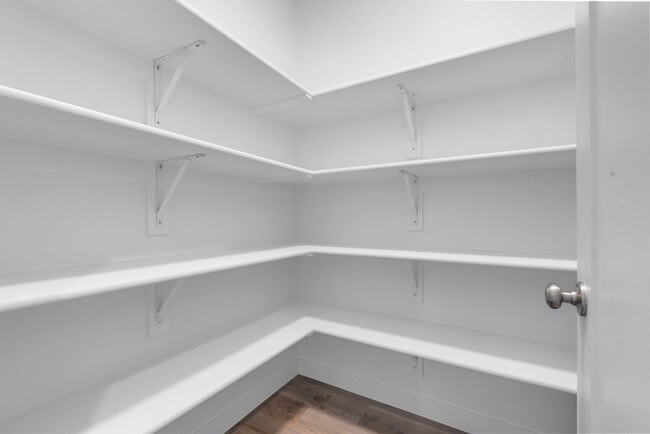 Building Photo - 1 MONTH FREE !! 3 Bed 2.5 Bath South Jordan Townhome Available!