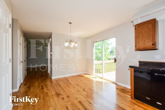 Foto del edificio - 11 Rustic Creek Ct