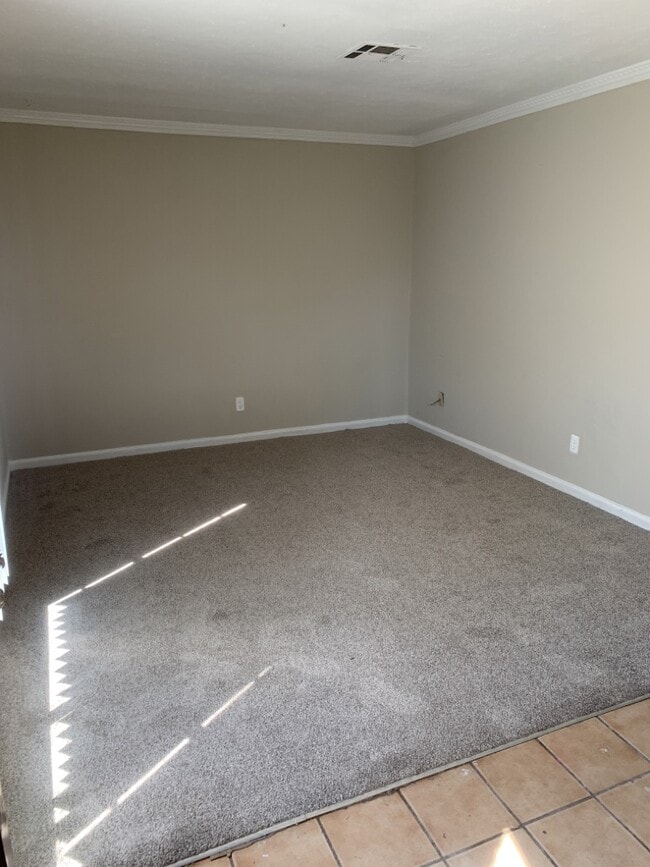 Building Photo - 3144 Montwood Dr