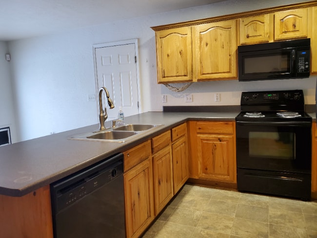 Building Photo - 1978 S 650 E