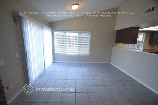 Building Photo - 3065 Hoya Pl