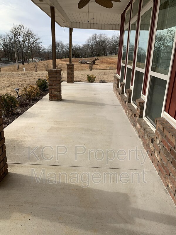 Foto del edificio - 611 E Northbrook Dr