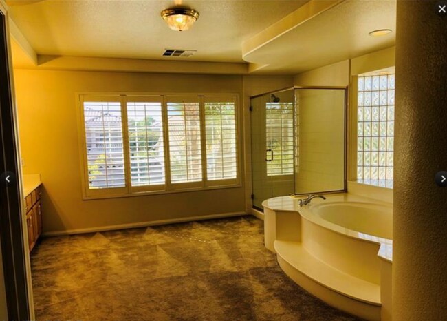 Foto del edificio - 6610 Gilded Lantern Ave