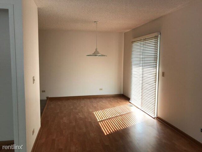 Building Photo - 2 br, 2 bath Condo - 251 S Harrison Street
