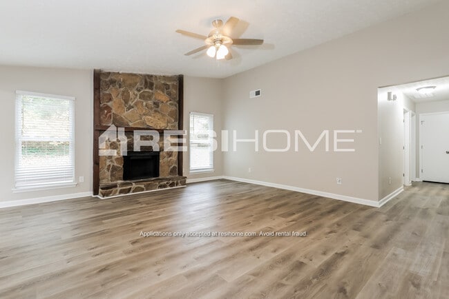 Building Photo - 540 Blue Cedar Ct