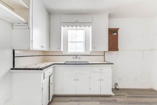 Photo - Porter St Duplex Apartment